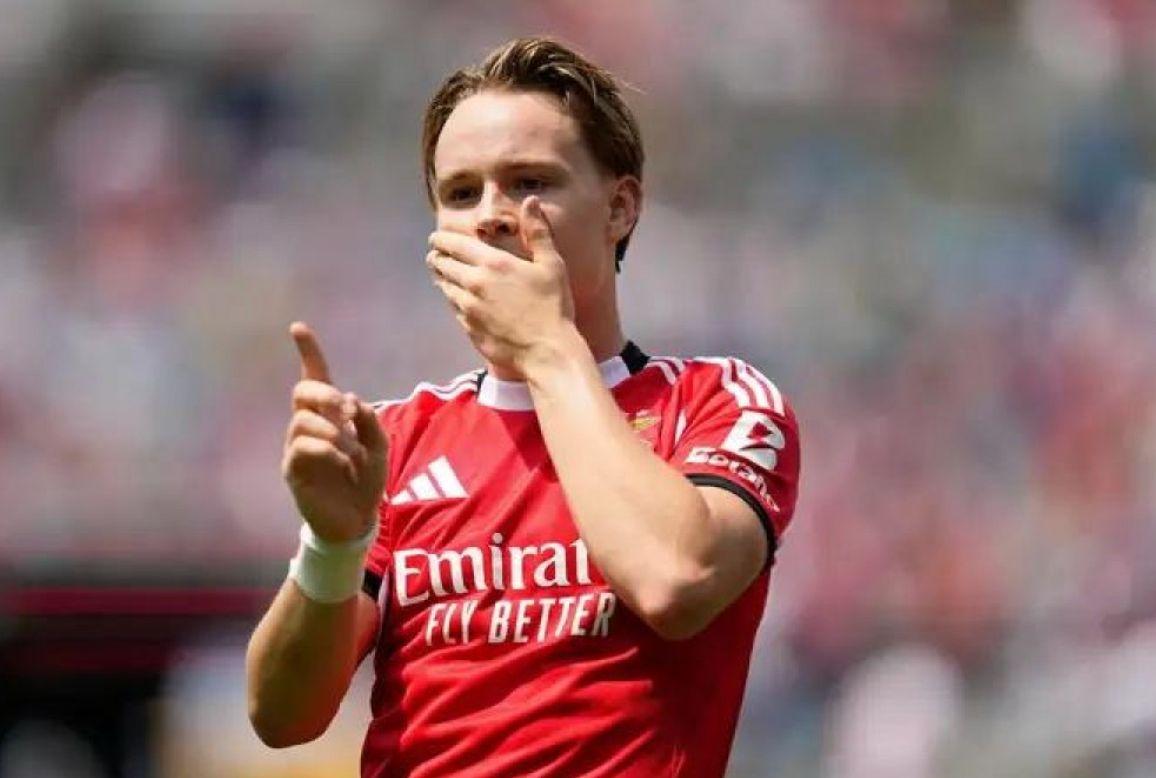 包含Ming爆冷击败拜仁,回归赛场引爆全场!的词条 包含Ming爆冷击败拜仁,回归赛场引爆全场!的词条